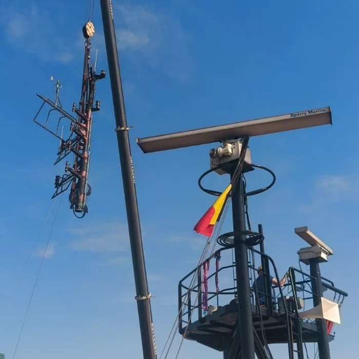 Herstelling navigatiemasten 15